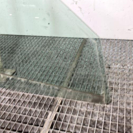 Vitre avant droit RENAULT CLIO 2