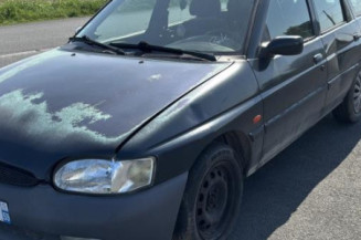 Optique avant principal droit (feux)(phare) FORD ESCORT 6