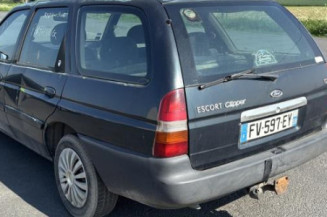 Optique avant principal droit (feux)(phare) FORD ESCORT 6