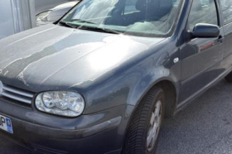 Vitre arriere droit VOLKSWAGEN GOLF 4