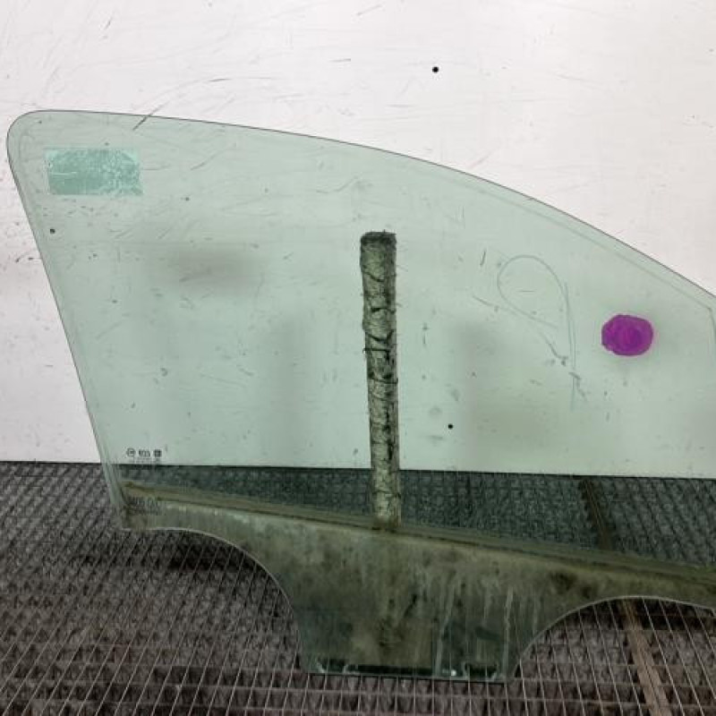 Vitre avant gauche OPEL MOKKA 1 Photo n°4