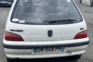 Vitre arriere gauche PEUGEOT 106