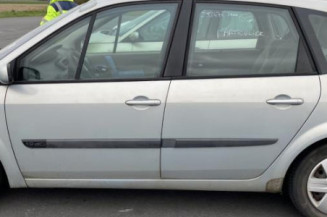 Vitre arriere droit RENAULT SCENIC 2