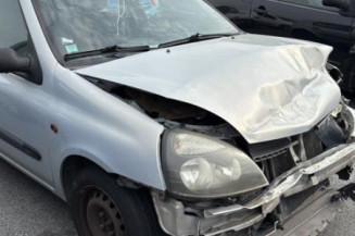 Vitre avant gauche RENAULT CLIO 2