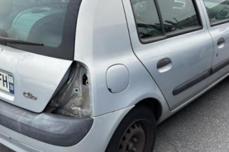 Vitre avant gauche RENAULT CLIO 2