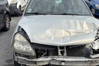 Vitre avant gauche RENAULT CLIO 2