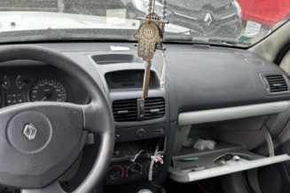 Vitre avant gauche RENAULT CLIO 2