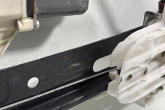 Leve vitre electrique arriere droit FORD MONDEO 3