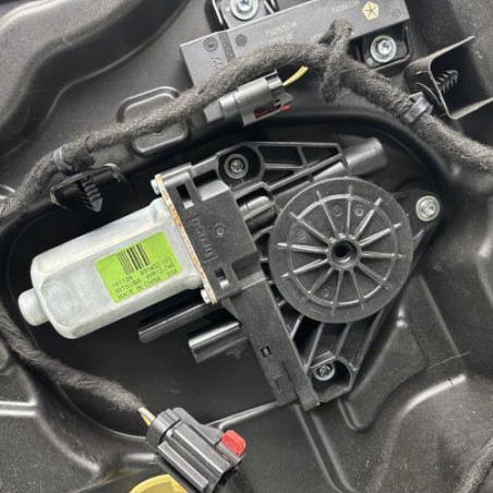 Leve vitre electrique arriere gauche JEEP CHEROKEE 4