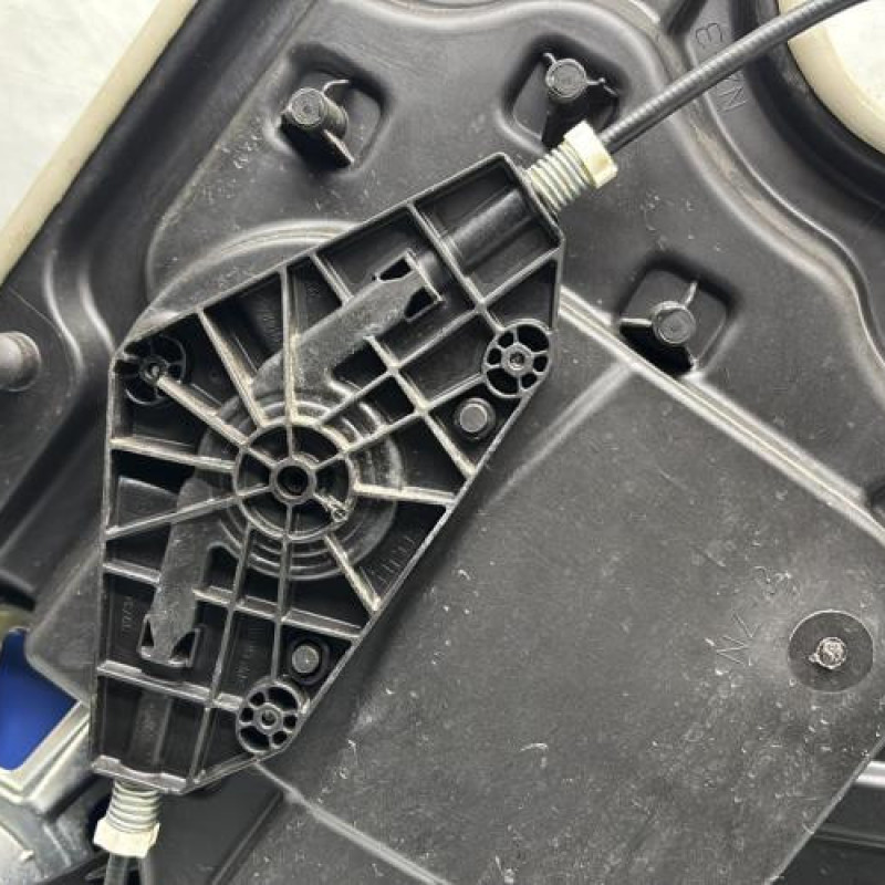 Leve vitre electrique arriere gauche JEEP CHEROKEE 4 Photo n°6