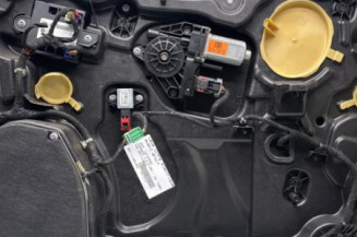 Leve vitre electrique avant droit JEEP CHEROKEE 4 Photo n°1