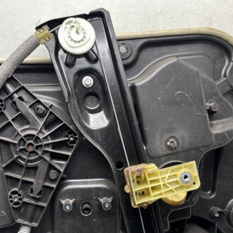 Leve vitre electrique avant droit JEEP CHEROKEE 4 Photo n°4