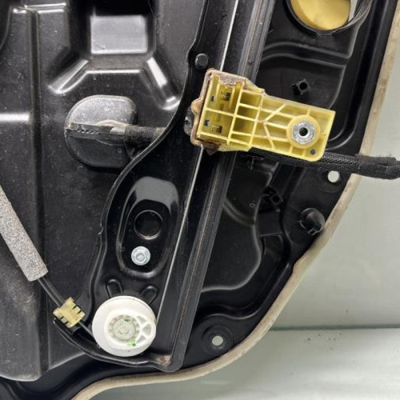 Leve vitre electrique avant gauche JEEP CHEROKEE 4 Photo n°6