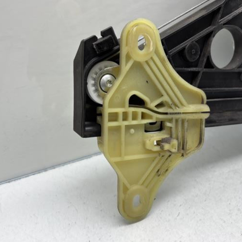Leve vitre electrique arriere droit RENAULT CLIO 5 Photo n°9