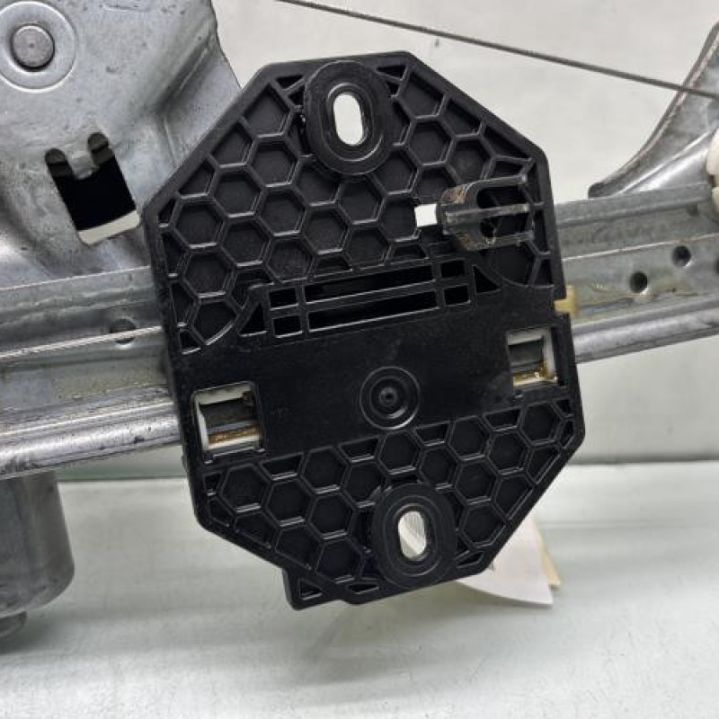 Leve vitre electrique arriere droit DACIA SANDERO 2 Photo n°2