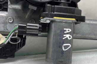 Leve vitre electrique arriere droit DACIA SANDERO 2