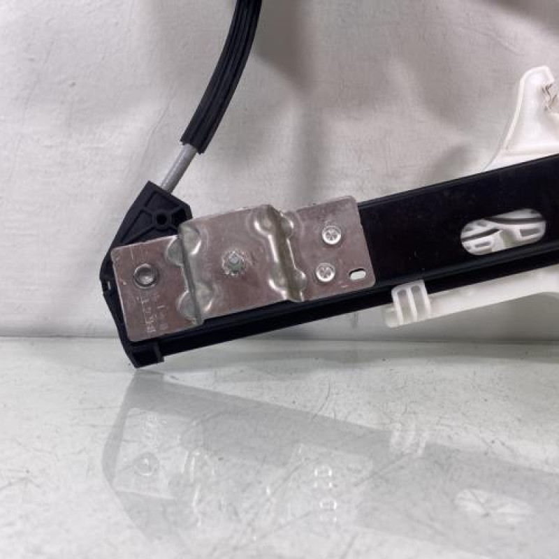 Leve vitre electrique arriere droit VOLKSWAGEN POLO 6 Photo n°4