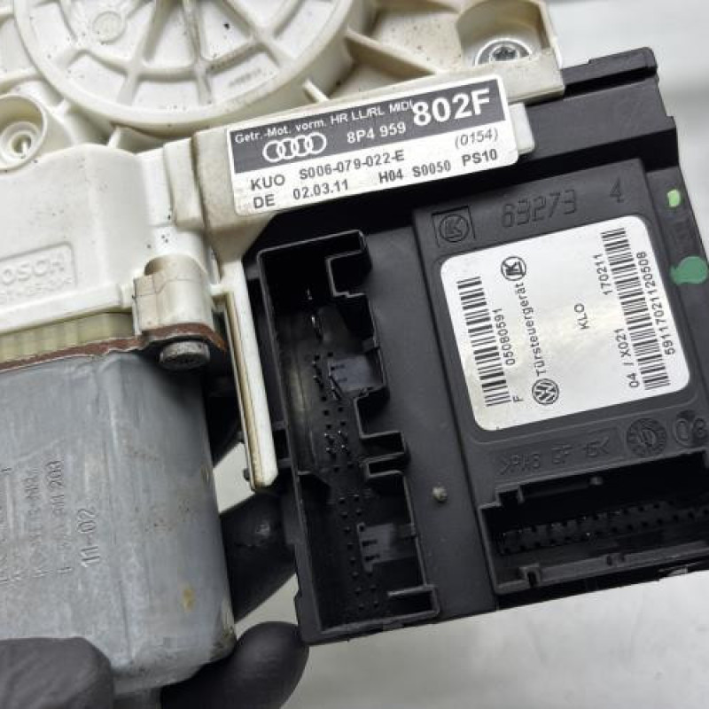 Leve vitre electrique arriere droit AUDI A3 2 Photo n°5