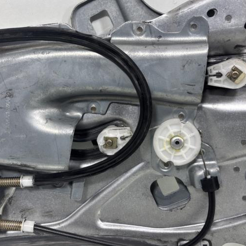 Leve vitre electrique arriere gauche PEUGEOT 307 Photo n°2