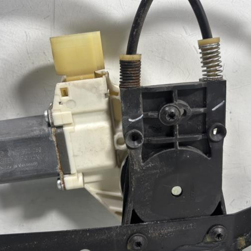 Leve vitre electrique arriere gauche FORD MONDEO 3 Photo n°4