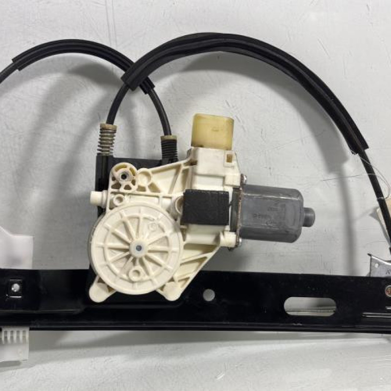 Leve vitre electrique arriere gauche FORD MONDEO 3 Photo n°6