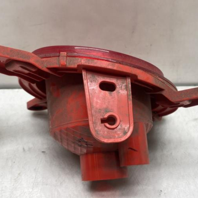 Anti brouillard arriere gauche HYUNDAI I 10 2 Photo n°3