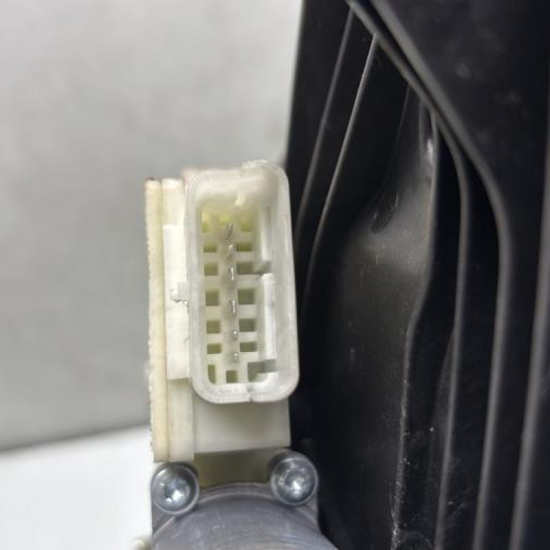 Leve vitre electrique arriere gauche RENAULT CLIO 5 Photo n°5