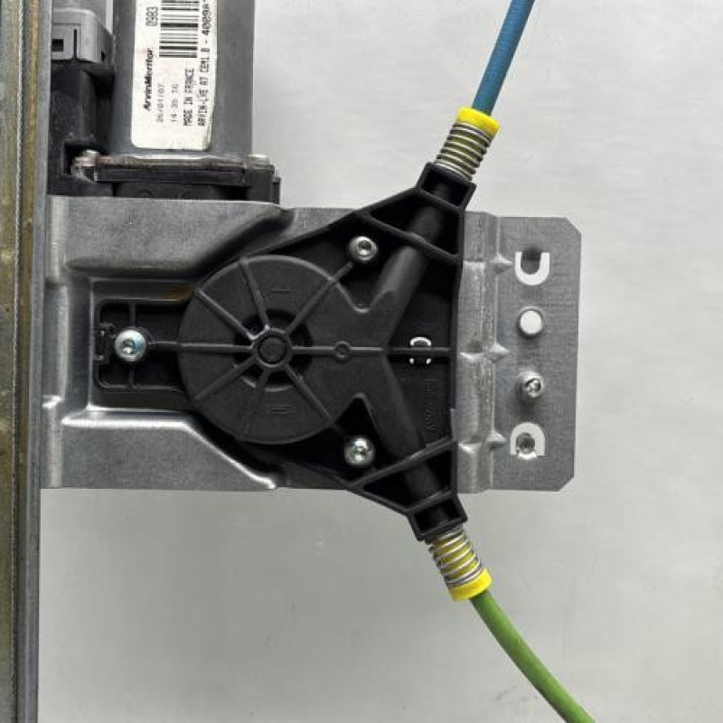Leve vitre electrique avant droit PEUGEOT EXPERT 2 Photo n°6