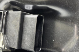 Leve vitre electrique arriere gauche VOLKSWAGEN PASSAT 5