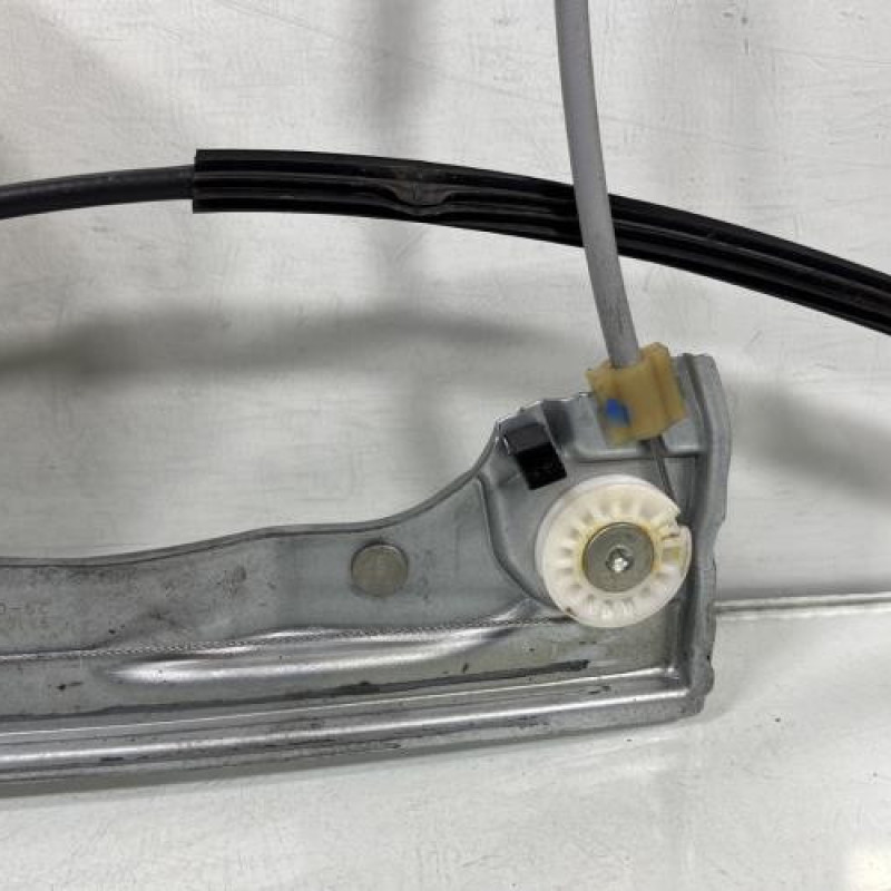 Leve vitre electrique avant droit CITROEN C4 CACTUS Photo n°8