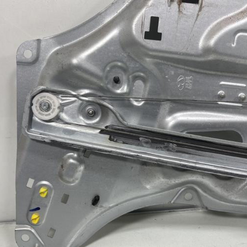 Leve vitre electrique arriere gauche HYUNDAI IX 35 Photo n°6