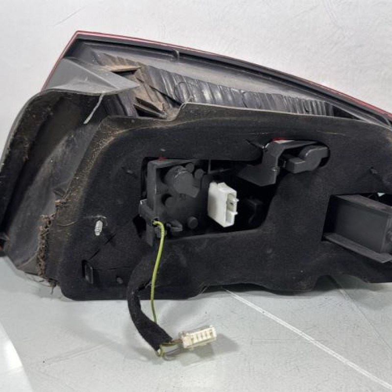 Feu arriere principal gauche (feux) PEUGEOT 407 Photo n°3