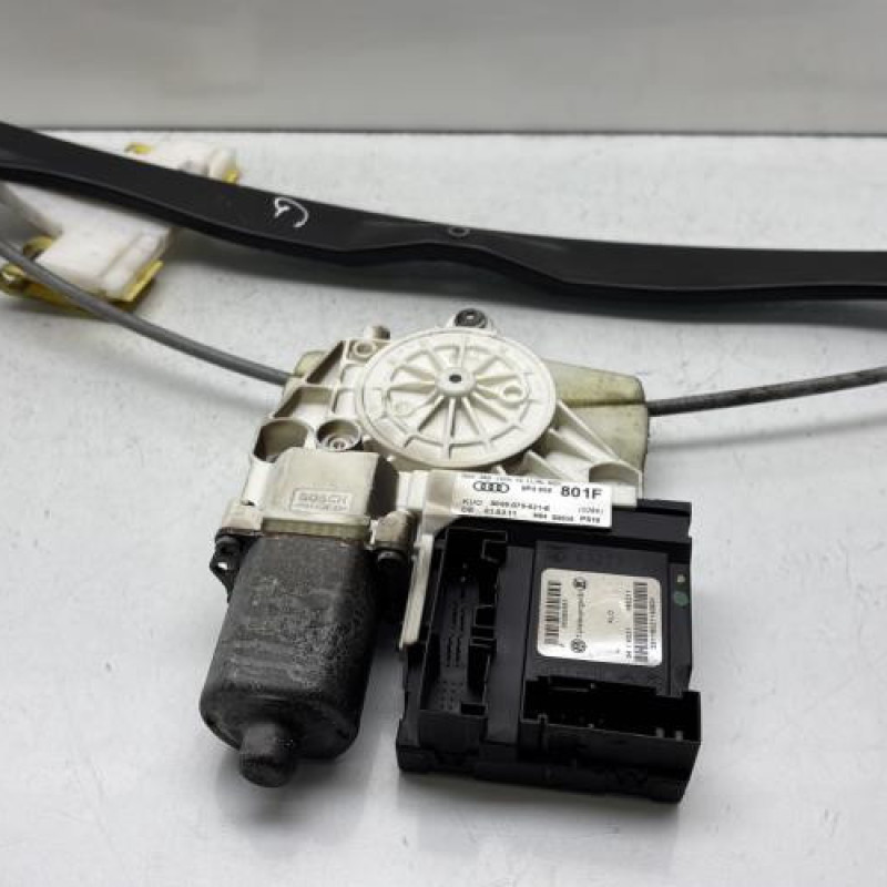 Leve vitre electrique arriere gauche AUDI A3 2 Photo n°4