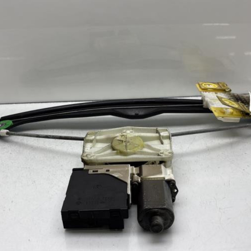 Leve vitre electrique arriere gauche AUDI A3 2 Photo n°8