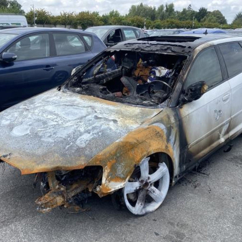 Leve vitre electrique arriere gauche AUDI A3 2 Photo n°10