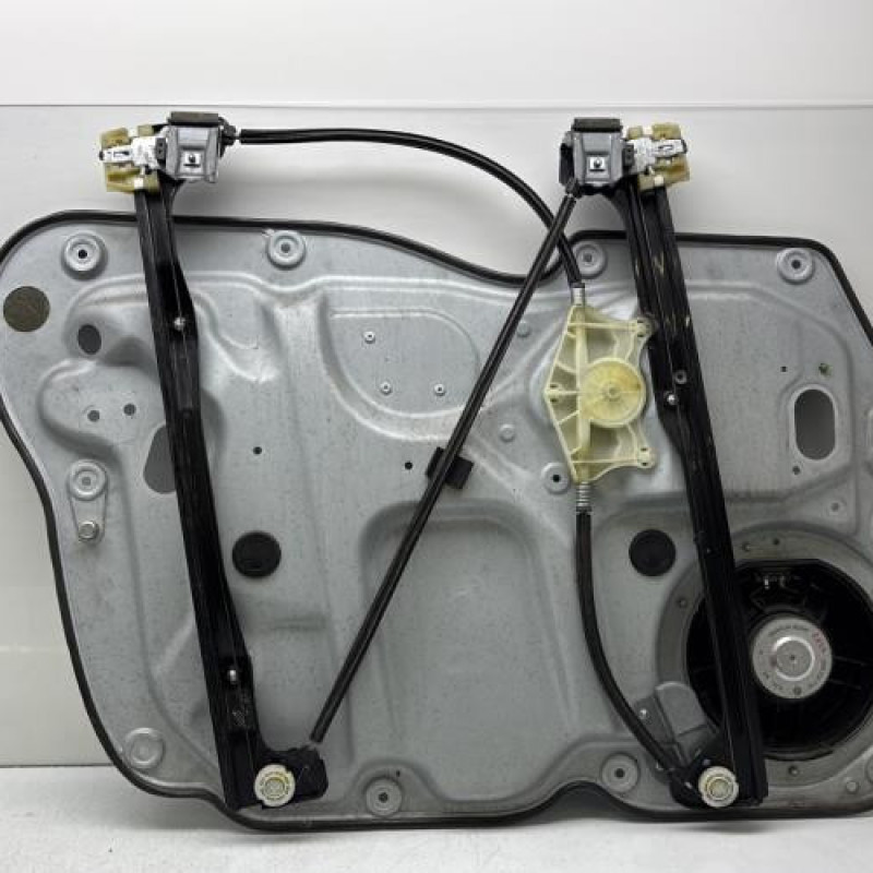 Leve vitre electrique avant droit VOLKSWAGEN CADDY 3 Photo n°6