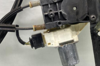 Leve vitre electrique avant droit FORD MONDEO 3