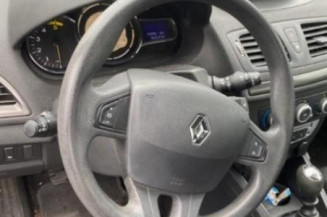 Pretensionneur de ceinture avant gauche RENAULT MEGANE 3