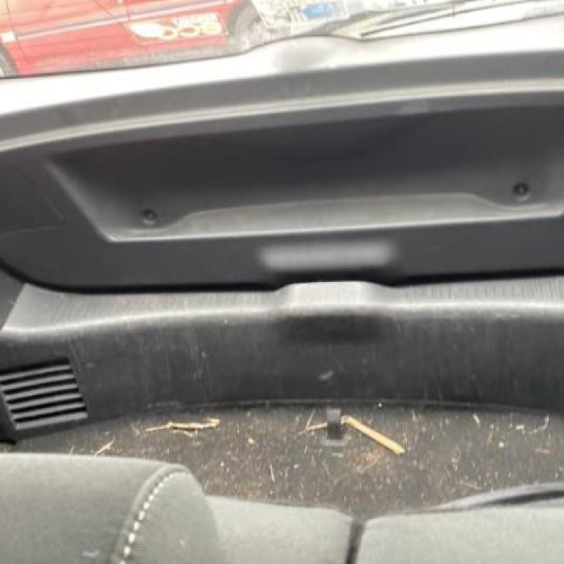 Pretensionneur de ceinture avant gauche RENAULT MEGANE 3 Photo n°10