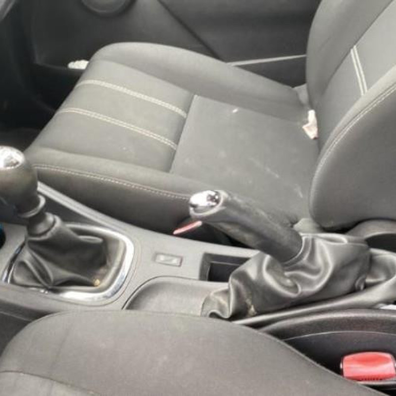 Pretensionneur de ceinture avant gauche RENAULT MEGANE 3 Photo n°15