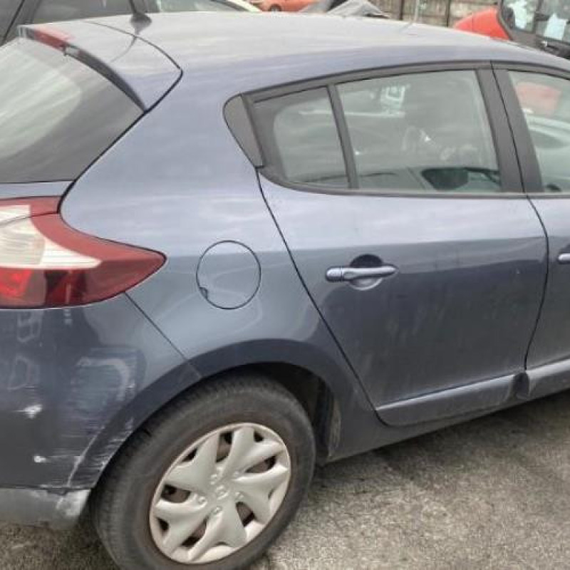 Pretensionneur de ceinture avant gauche RENAULT MEGANE 3 Photo n°18