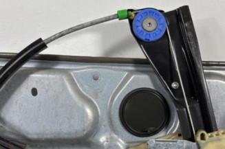 Leve vitre electrique avant droit VOLKSWAGEN POLO 4