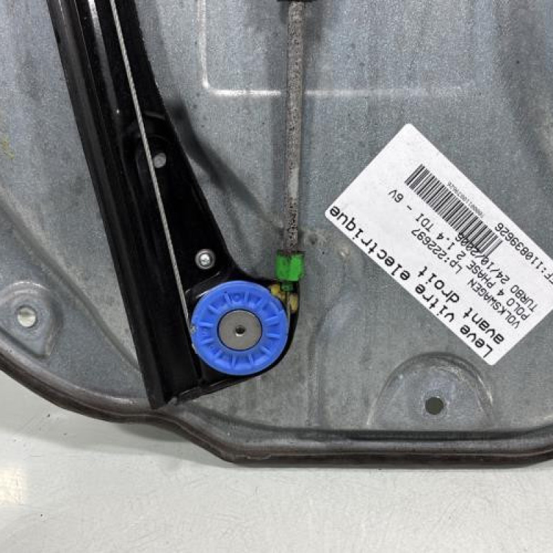 Leve vitre electrique avant droit VOLKSWAGEN POLO 4 Photo n°8