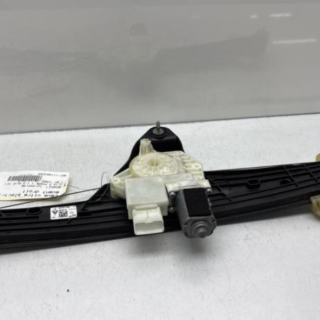 Leve vitre electrique avant droit RENAULT CLIO 5 Photo n°1