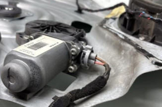 Leve vitre electrique avant droit KIA SPORTAGE 3