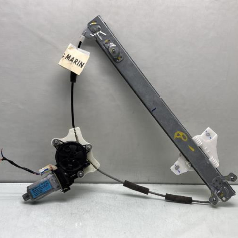 Leve vitre electrique avant droit HYUNDAI I 20 2 Photo n°3