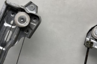 Leve vitre electrique avant droit RENAULT MEGANE 4