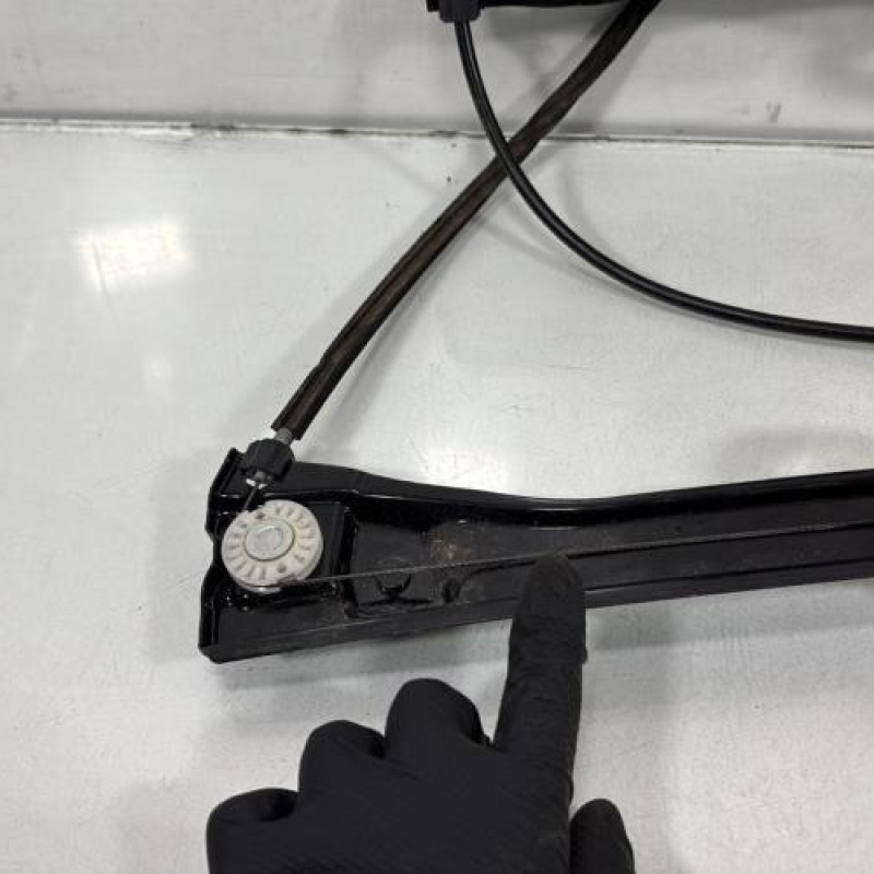 Leve vitre electrique avant droit SEAT TOLEDO 4 Photo n°2