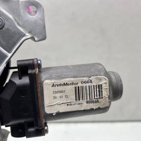 Leve vitre electrique avant droit RENAULT KANGOO 1