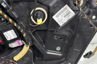 Leve vitre electrique avant droit VOLKSWAGEN GOLF 6
